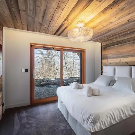 R Family - Chalets Pour 14 Personnes 834 Chalet